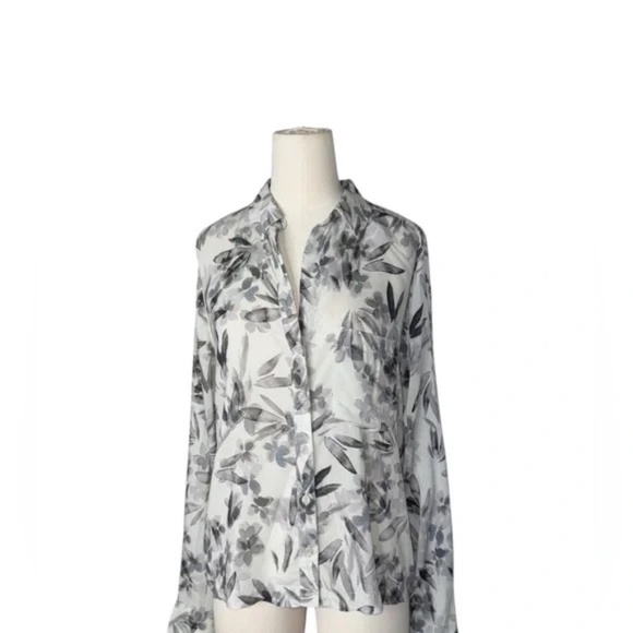 CLOTH & STONE - by Anthropologie One-Pocket Buttondown Shirt in Medium Size - Picture 6 of 9